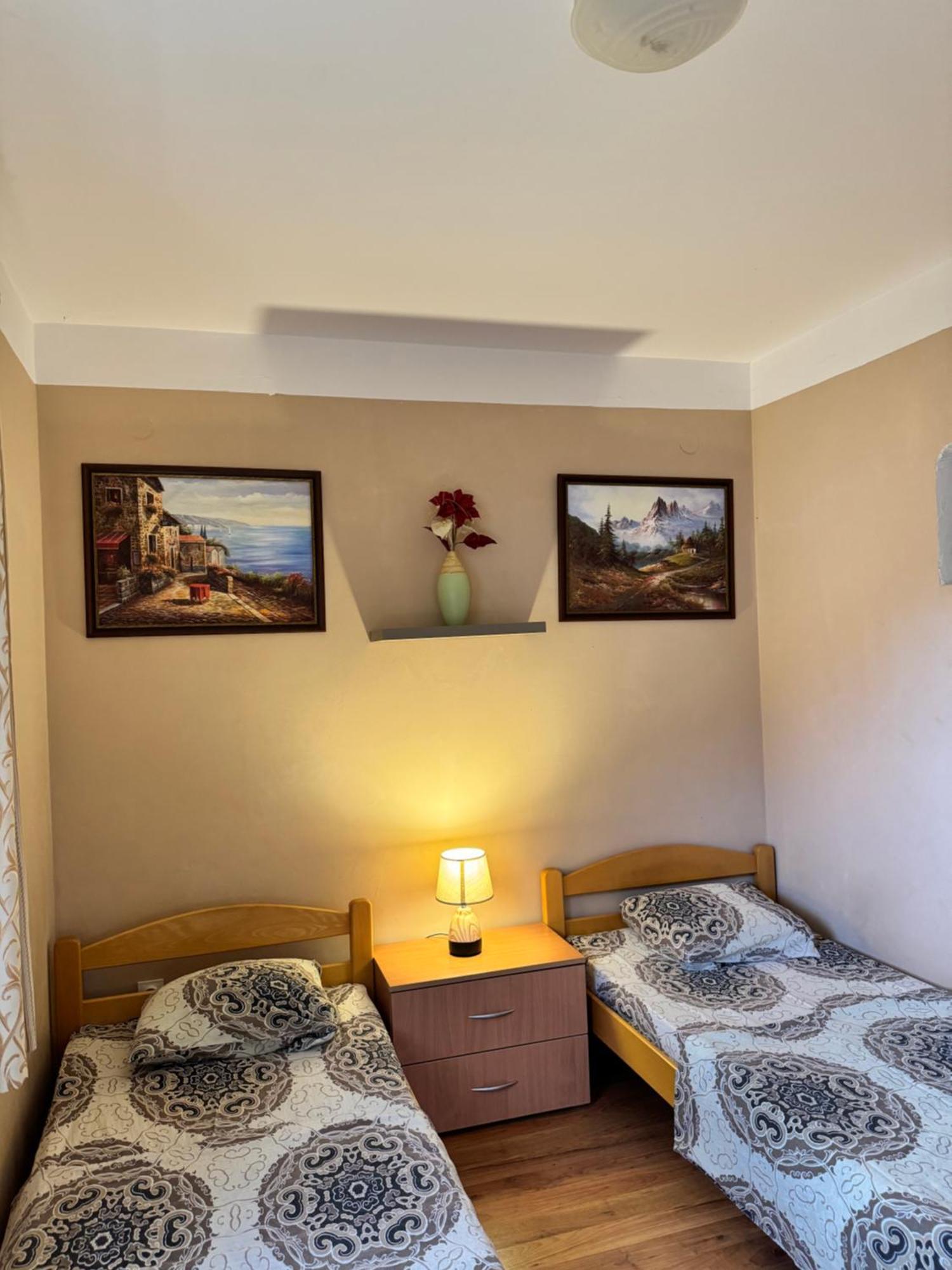 Carine Garden Apartment Рисан Стая снимка