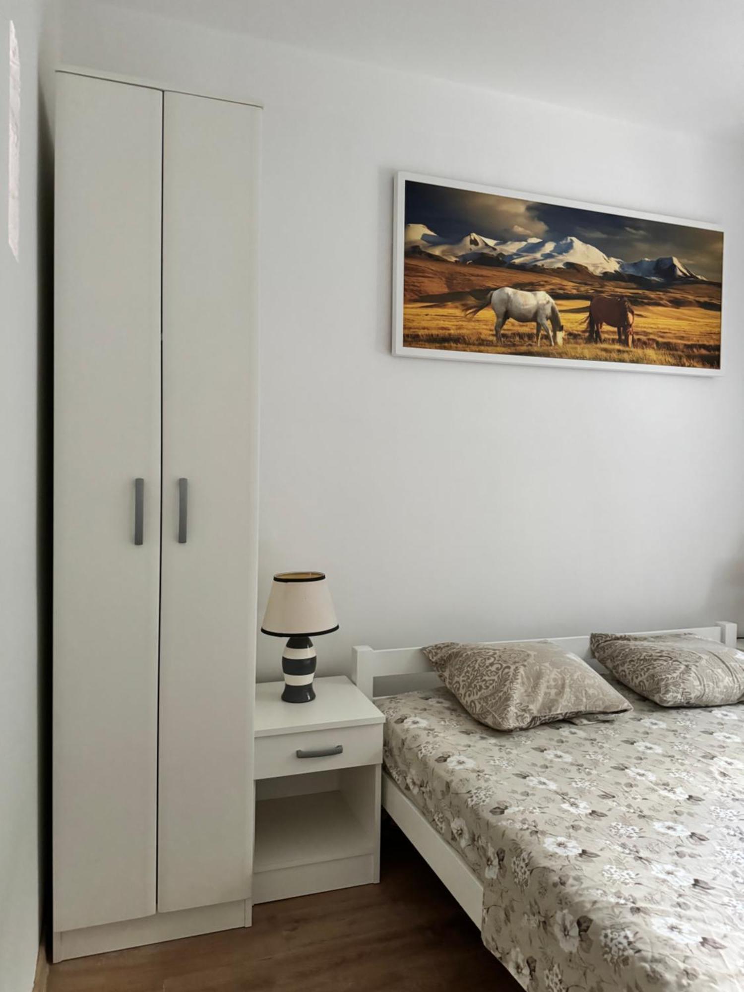 Carine Garden Apartment Рисан Стая снимка